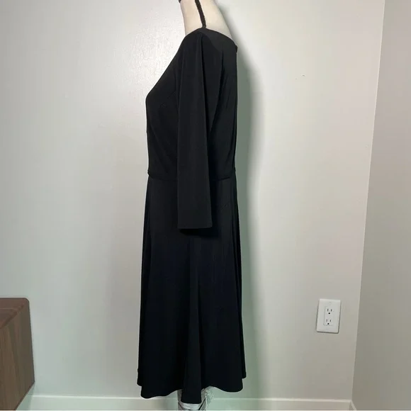 Ann Taylor Black Fit and Flare 3/4 Sleeves Size 10 - Picture 7 of 13